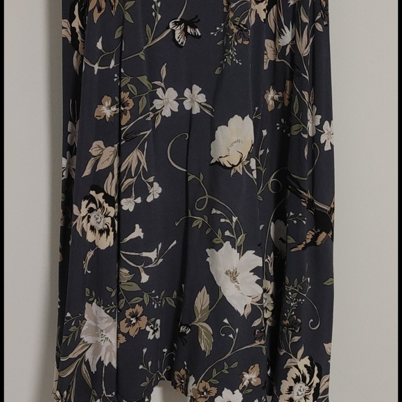 Floral dress - Picture 3 of 5